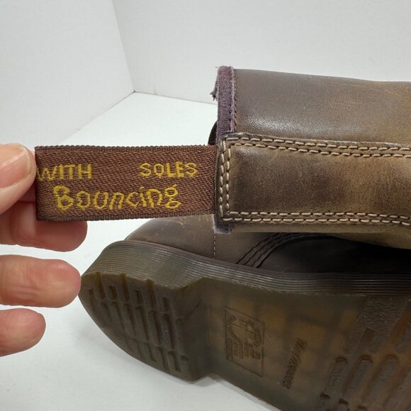 Dr Martens 1460 Brown Boots Crazy Horse Size 39 W8 M7 Yellow Laces - Picture 9 of 13